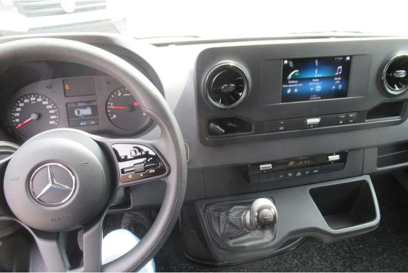 Mercedes-Benz Sprinter 317 CDI Koel / Vries/ verwarmen Carrier Xarios 350 + 220 volt nacht stekkerL2/H2 - Kylbil: bild 5 Mercedes-Benz Sprinter 317 CDI Koel / Vries/ verwarmen Carrier Xarios 350 + 220 volt nacht stekkerL2/H2 - Kylbil: bild 5