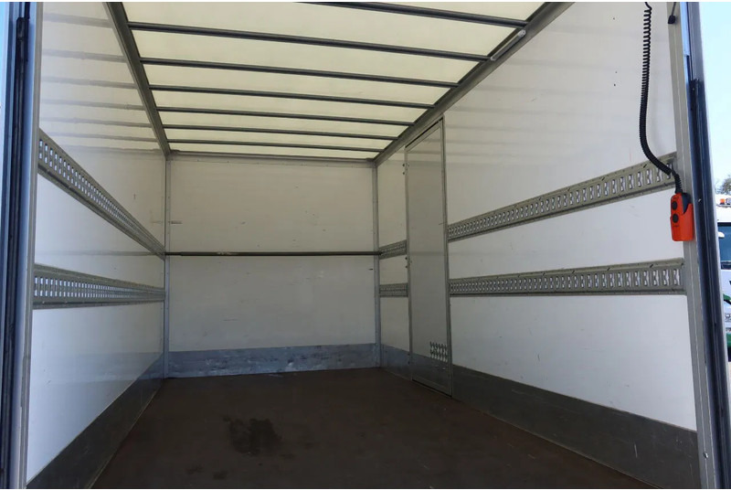 Mercedes-Benz Sprinter 515 CDI - Volymskåp: bild 4 Mercedes-Benz Sprinter 515 CDI - Volymskåp: bild 4