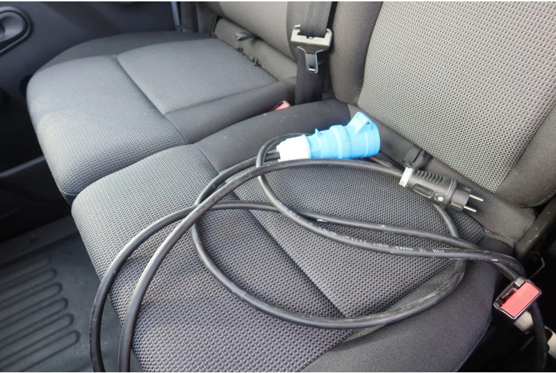 Renault Master L3 H2 Koel/Vries B.P.M. Vrij!! - Kylbil: bild 5 Renault Master L3 H2 Koel/Vries B.P.M. Vrij!! - Kylbil: bild 5