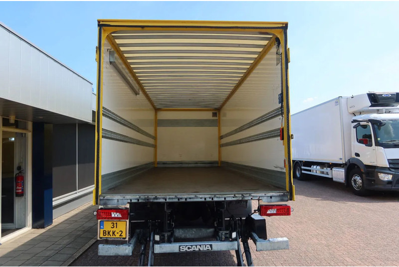 Scania P250 4x2 Bakwagen+Klep E6 Dhollandia 1500 kg - Lastbil med skåp: bild 4 Scania P250 4x2 Bakwagen+Klep E6 Dhollandia 1500 kg - Lastbil med skåp: bild 4