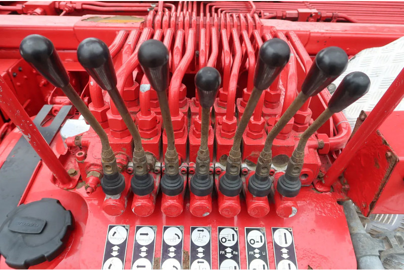 Volvo FH 460 Hooklift 8x2 Haakarm. 3x Steering axle - Lastbil med kabelsystem: bild 4 Volvo FH 460 Hooklift 8x2 Haakarm. 3x Steering axle - Lastbil med kabelsystem: bild 4