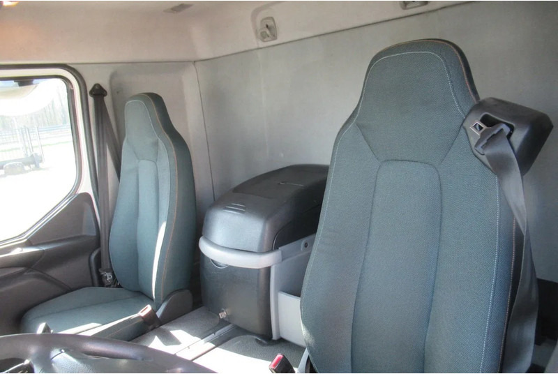 Volvo FL 250 Bakwagen + 6 deuren + Laadklep 2000 kg - Lastbil med skåp: bild 5 Volvo FL 250 Bakwagen + 6 deuren + Laadklep 2000 kg - Lastbil med skåp: bild 5