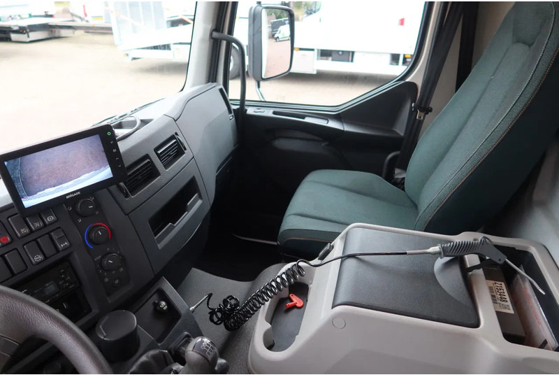 Volvo FL 250 Bakwagen + Dhollandia 1500 kg - Lastbil med skåp: bild 5 Volvo FL 250 Bakwagen + Dhollandia 1500 kg - Lastbil med skåp: bild 5