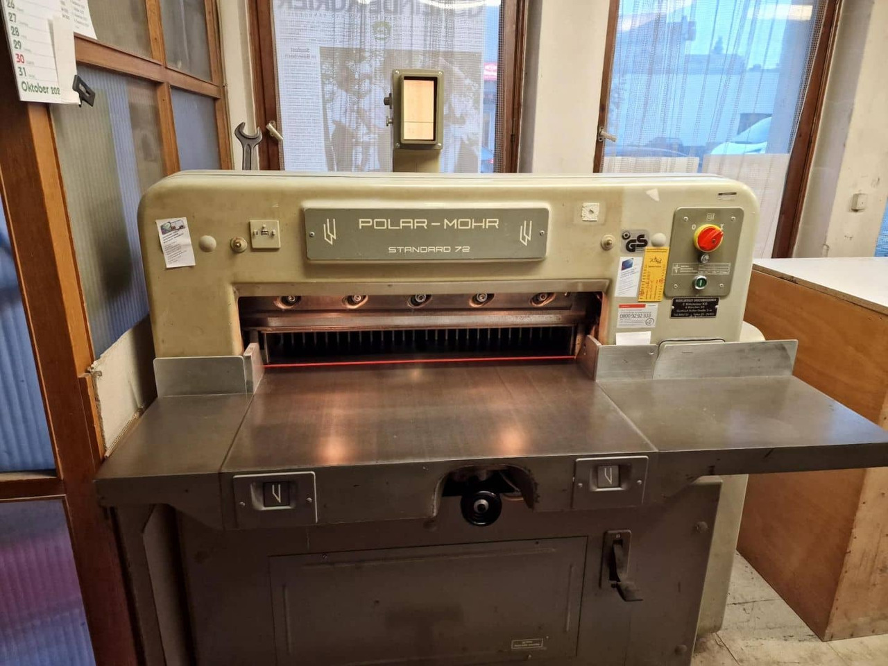 Polar 72 CS - Pappersskärmaskin: bild 1 Polar 72 CS - Pappersskärmaskin: bild 1