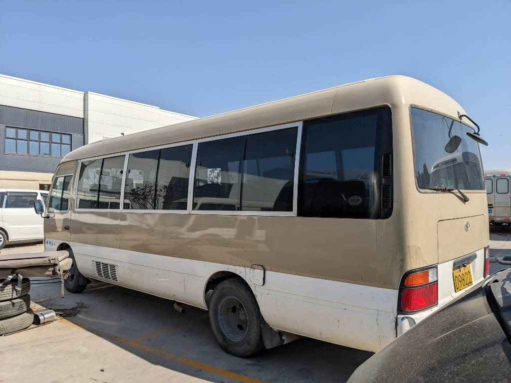 Toyota Coaster Bus - Minibuss, Persontransport: bild 4 Toyota Coaster Bus - Minibuss, Persontransport: bild 4