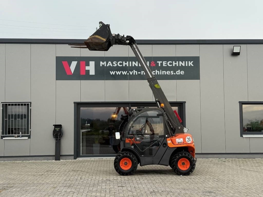 Ausa T 144 - Teleskoplastar: bild 3 Ausa T 144 - Teleskoplastar: bild 3