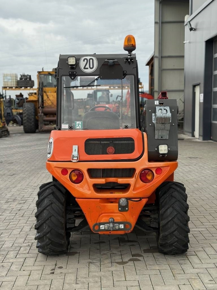 Ausa T 144 - Teleskoplastar: bild 5 Ausa T 144 - Teleskoplastar: bild 5