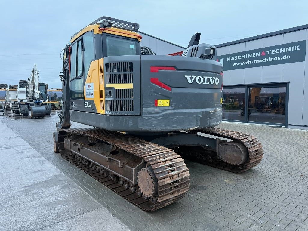 Volvo ECR 235 - Bandgrävare: bild 3 Volvo ECR 235 - Bandgrävare: bild 3