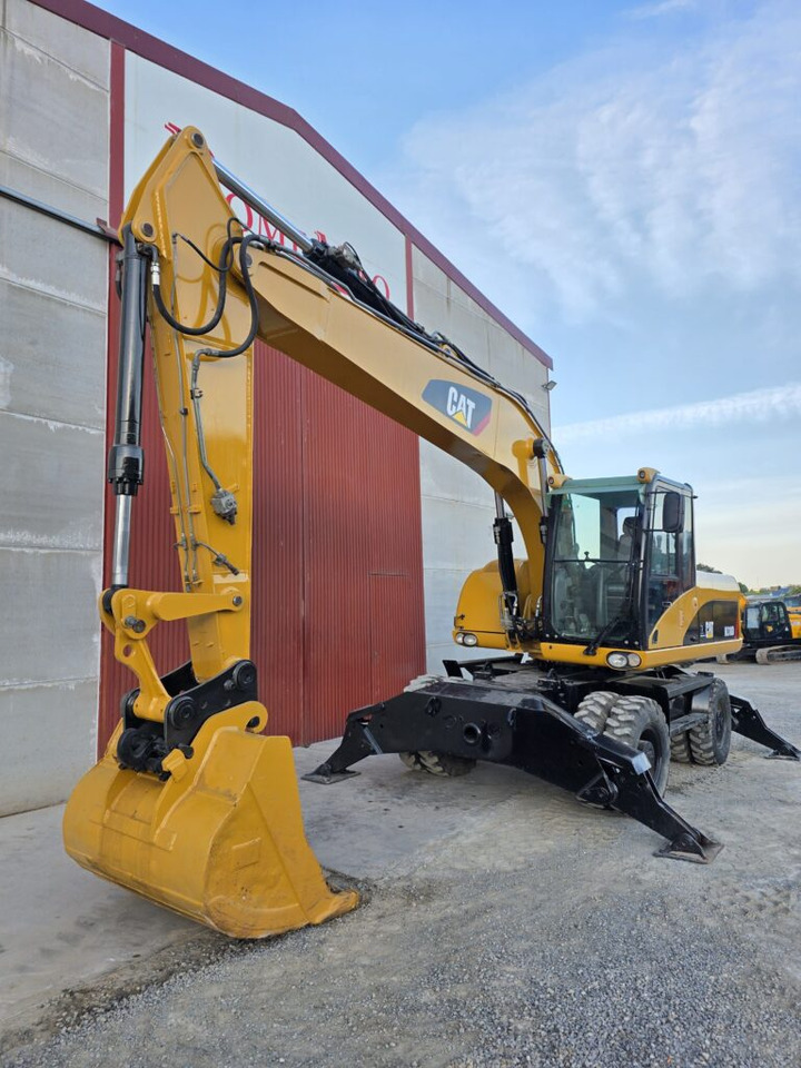 CAT M318D - Grävmaskin på däck: bild 3 CAT M318D - Grävmaskin på däck: bild 3