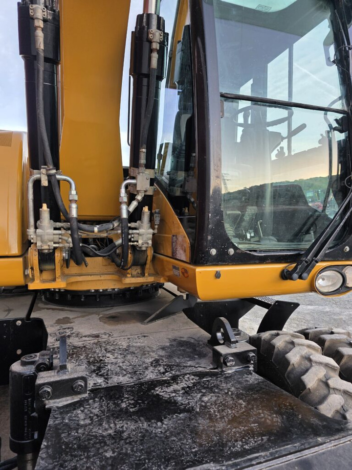 CAT M318D - Grävmaskin på däck: bild 4 CAT M318D - Grävmaskin på däck: bild 4