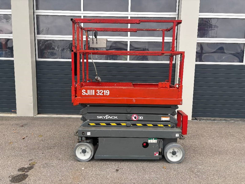 Skyjack SJ 3219 7,80m Scherenarbeitsbühne - Saxlift: bild 2 Skyjack SJ 3219 7,80m Scherenarbeitsbühne - Saxlift: bild 2