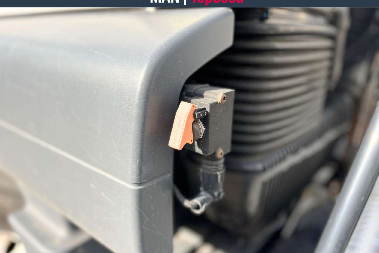 Dragbil MAN 18.420 ADR EXIII: bild 15