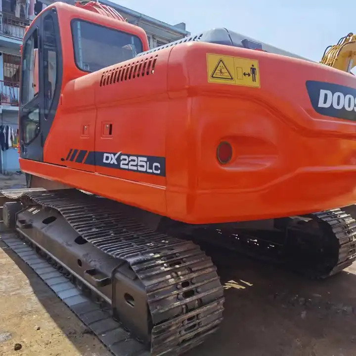 22tons Used Excavator Doosan DX225 In Good Condition Used Original doosan 225 excavator - Bandgrävare: bild 2 22tons Used Excavator Doosan DX225 In Good Condition Used Original doosan 225 excavator - Bandgrävare: bild 2