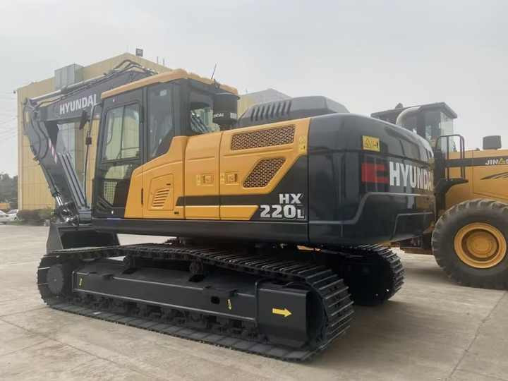 Certificated High Quality Hyundai 220LC Excavator 220lc-9s HX220L 220HD 22 Tons Excavator for Sale - Grävmaskin: bild 3 Certificated High Quality Hyundai 220LC Excavator 220lc-9s HX220L 220HD 22 Tons Excavator for Sale - Grävmaskin: bild 3