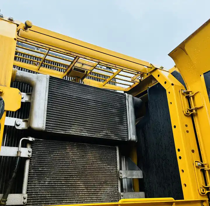 Favorable Price Japan Original Good Working Condition Used Komatsu Pc300-7 Tracked Excavator In Shanghai - Bandgrävare: bild 2 Favorable Price Japan Original Good Working Condition Used Komatsu Pc300-7 Tracked Excavator In Shanghai - Bandgrävare: bild 2