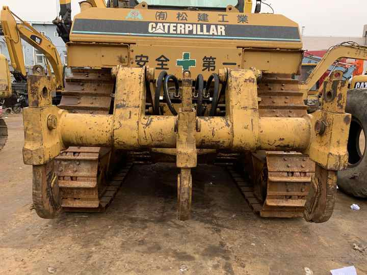 Japan Imported Caterpillar D7R Bulldozer Japan Original Cat D7G D7R D9n D8r Used Bulldozers - Bulldozer: bild 2 Japan Imported Caterpillar D7R Bulldozer Japan Original Cat D7G D7R D9n D8r Used Bulldozers - Bulldozer: bild 2