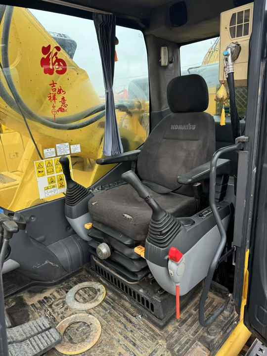 Original Japan Used komatsu Pc700 Mining Excavators PC700LC-8E0 Hevay Duty Mining Excavator - Grävmaskin: bild 4 Original Japan Used komatsu Pc700 Mining Excavators PC700LC-8E0 Hevay Duty Mining Excavator - Grävmaskin: bild 4