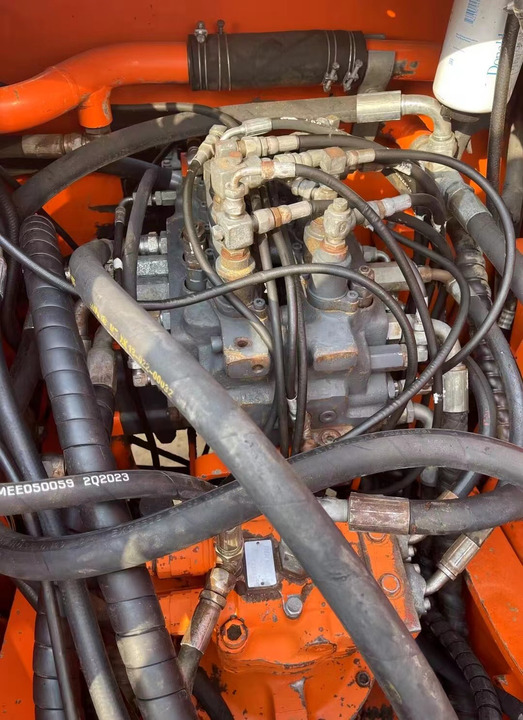 Used Doosan Dh150W-7 Wheel Digger Excavator Second Hand  Original Korea Doosan Dh150W-7 150W Wheel Excavator Doosan 15 Tons - Grävmaskin på däck: bild 2 Used Doosan Dh150W-7 Wheel Digger Excavator Second Hand  Original Korea Doosan Dh150W-7 150W Wheel Excavator Doosan 15 Tons - Grävmaskin på däck: bild 2