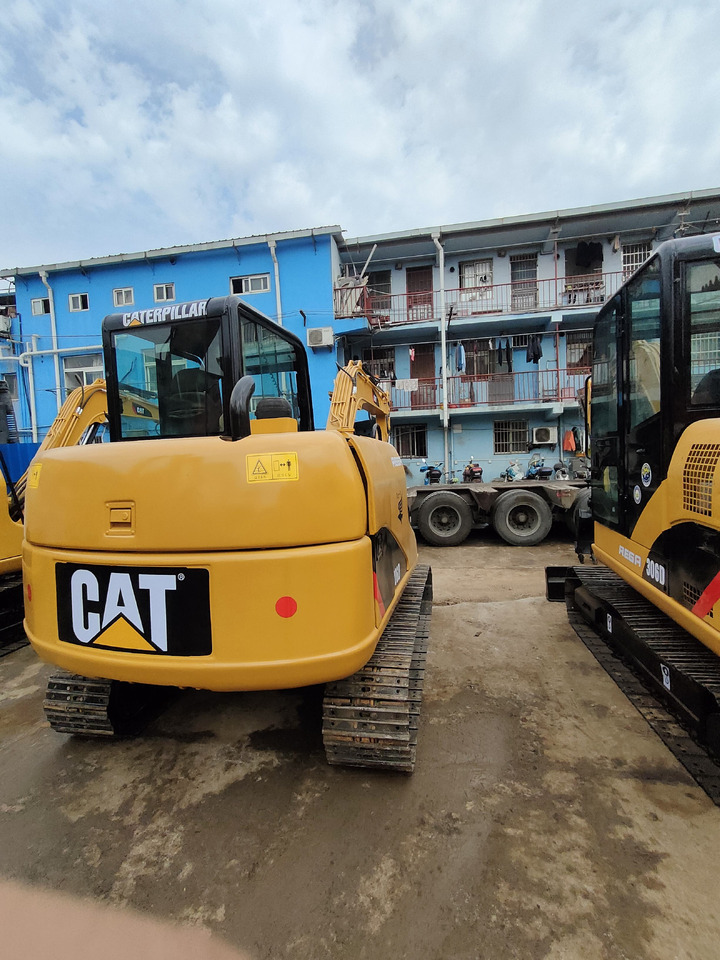 Used Mini cat 306 excavator 6tons excavator on sale - Bandgrävare: bild 5 Used Mini cat 306 excavator 6tons excavator on sale - Bandgrävare: bild 5