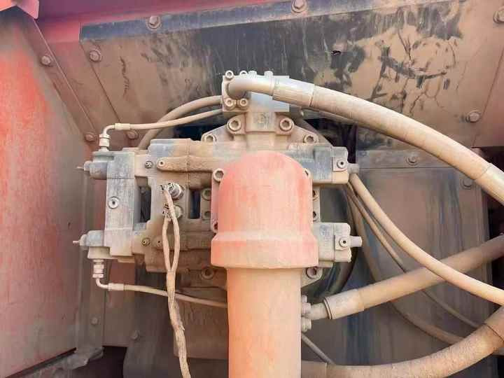 Used Original Korea Doosan 34 Ton Excavator with Cheap Price and Good Condition DOOSAN Dx340LCA Dx225 Dx330 DX360for Sale - Bandgrävare: bild 4 Used Original Korea Doosan 34 Ton Excavator with Cheap Price and Good Condition DOOSAN Dx340LCA Dx225 Dx330 DX360for Sale - Bandgrävare: bild 4