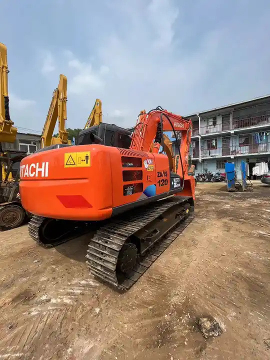 Used excavator hitachi zx 120 Japanese brand hitachi zaxis 120 12Ton excavator - Bandgrävare: bild 5 Used excavator hitachi zx 120 Japanese brand hitachi zaxis 120 12Ton excavator - Bandgrävare: bild 5