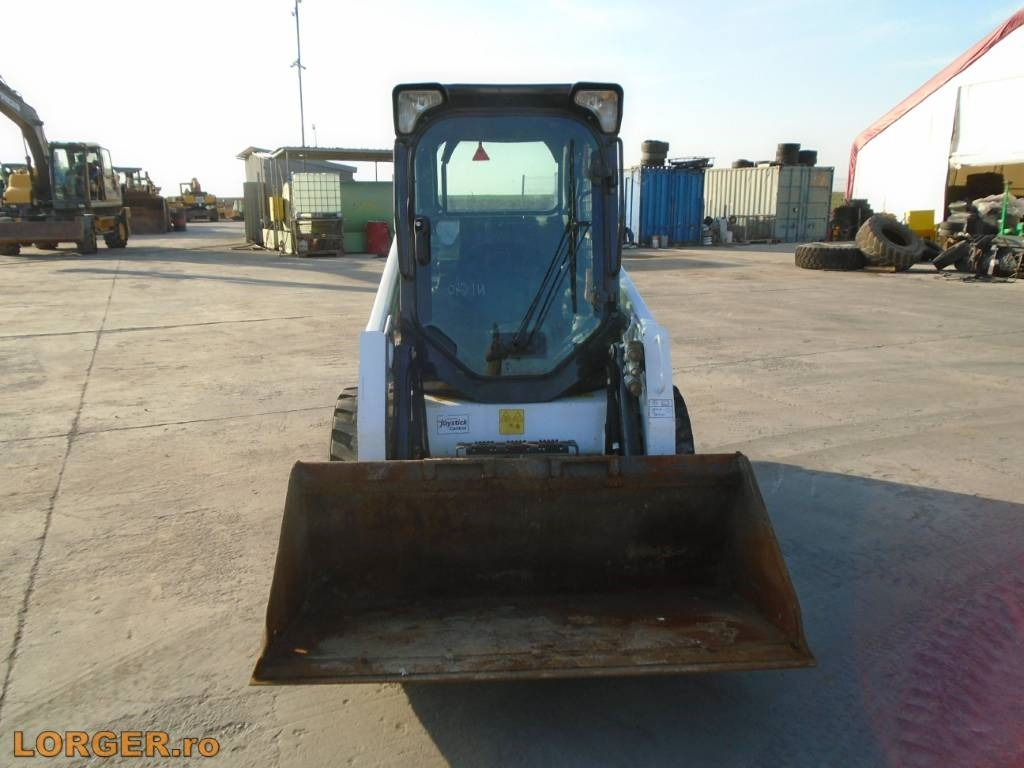 Bobcat S 450 - Kompaktlastare/ Slirstyrda lastare: bild 4 Bobcat S 450 - Kompaktlastare/ Slirstyrda lastare: bild 4