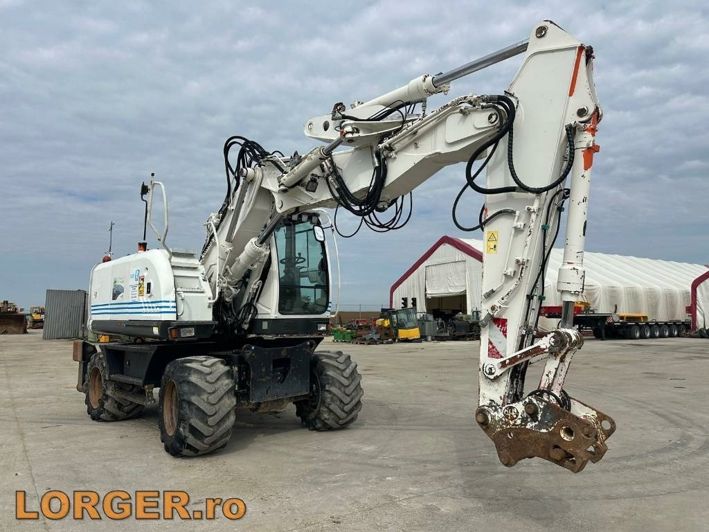 Hitachi ZX 140 W-3  - Grävmaskin på däck: bild 4 Hitachi ZX 140 W-3  - Grävmaskin på däck: bild 4