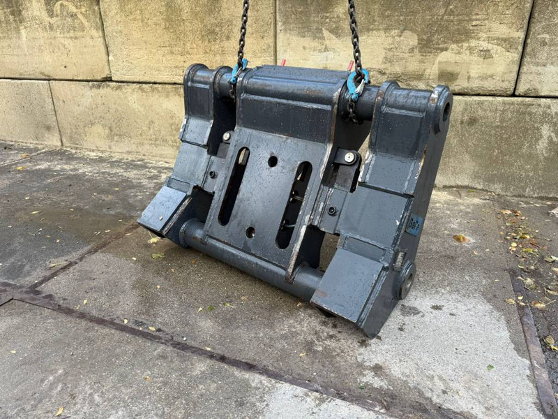 Bepe Caterpillar 962 Verachtert quick coupler NEW! - Redskapsfäste för Byggmaskiner: bild 1 Bepe Caterpillar 962 Verachtert quick coupler NEW! - Redskapsfäste för Byggmaskiner: bild 1