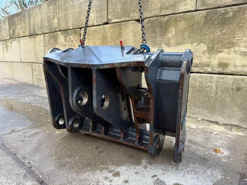 Bepe Caterpillar 962 Verachtert quick coupler NEW! - Redskapsfäste för Byggmaskiner: bild 4 Bepe Caterpillar 962 Verachtert quick coupler NEW! - Redskapsfäste för Byggmaskiner: bild 4