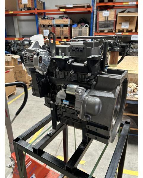 Yanmar Yanmar Motor 3TNV70 - Motor för Byggmaskiner: bild 4 Yanmar Yanmar Motor 3TNV70 - Motor för Byggmaskiner: bild 4