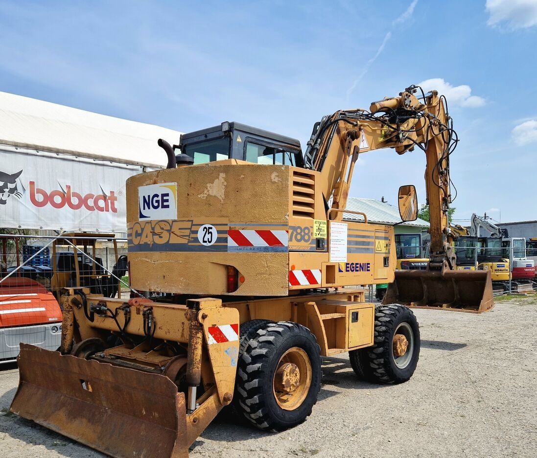 Case 788 - Grävmaskin på däck: bild 5 Case 788 - Grävmaskin på däck: bild 5