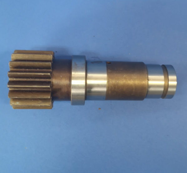 010240A Wałek silnika obrotu Komatsu PC05, Bobcat 220 (starsza wersja), FAI 212 - Svängmotor för Byggmaskiner: bild 2 010240A Wałek silnika obrotu Komatsu PC05, Bobcat 220 (starsza wersja), FAI 212 - Svängmotor för Byggmaskiner: bild 2