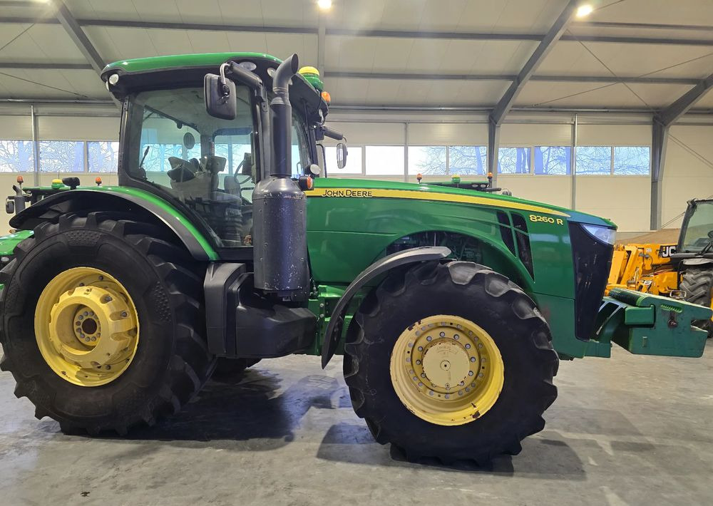 John Deere 8260R - Traktor: bild 5 John Deere 8260R - Traktor: bild 5