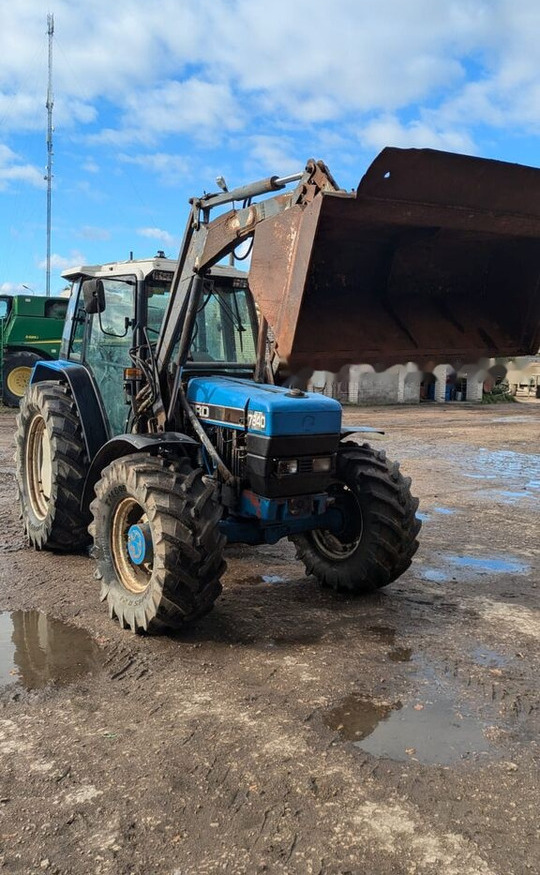 Ford 7840 - Traktor: bild 2 Ford 7840 - Traktor: bild 2