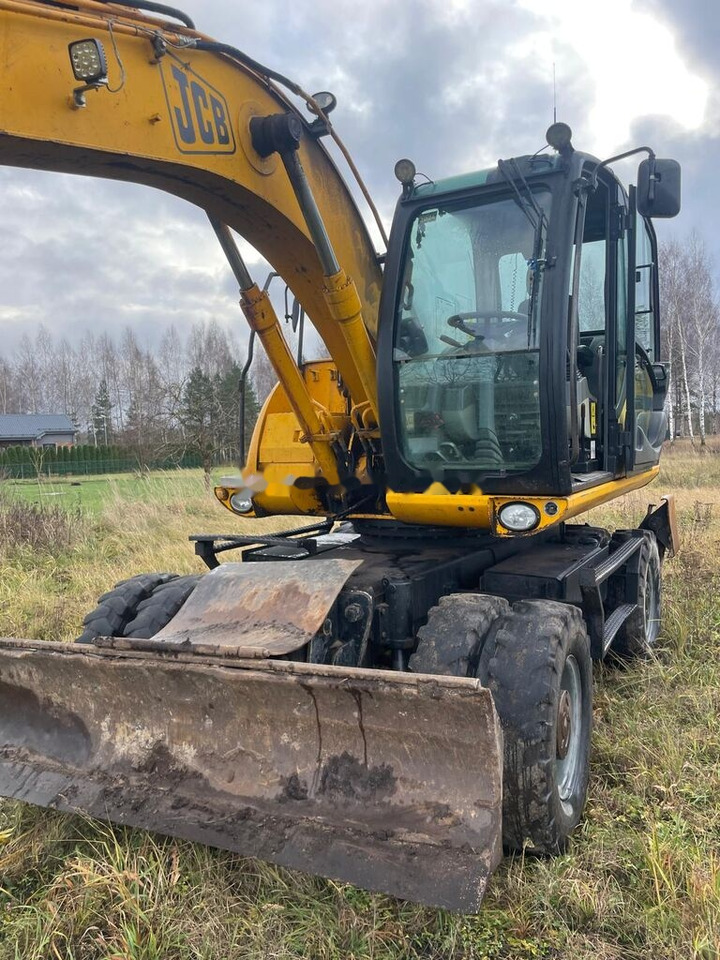 JCB JS 145 W - Grävmaskin på däck: bild 1 JCB JS 145 W - Grävmaskin på däck: bild 1