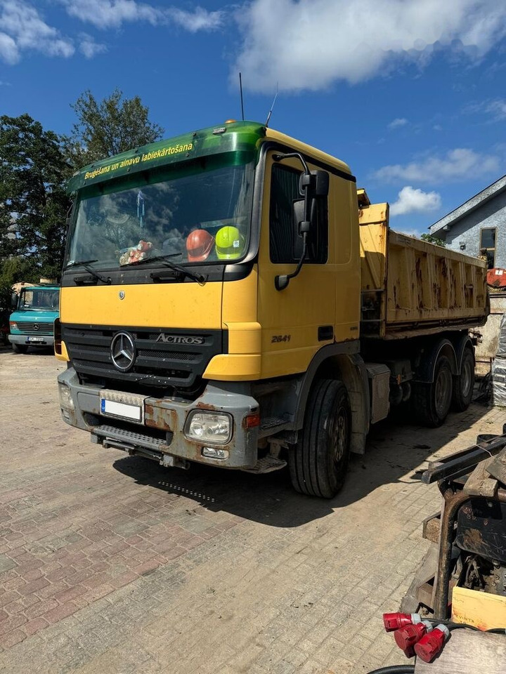Mercedes-Benz Actros 2641 - Tippbil lastbil: bild 1 Mercedes-Benz Actros 2641 - Tippbil lastbil: bild 1