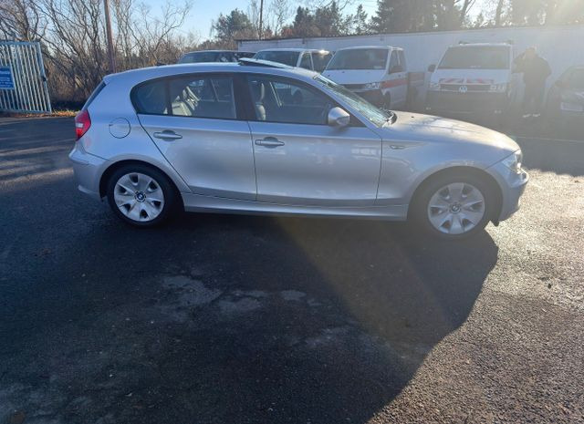 BMW 116i Limousine - Personbil: bild 5 BMW 116i Limousine - Personbil: bild 5