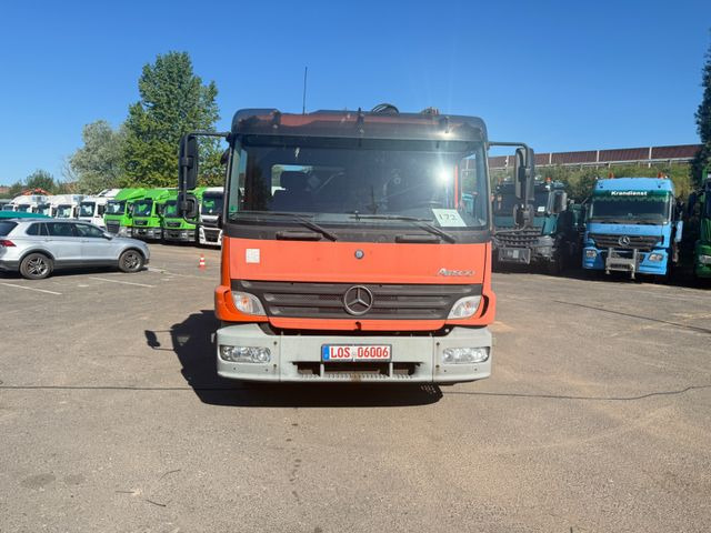 Mercedes-Benz Atego 1223 mit Kran MKG HLK 76 - Flakbil, Kranbil: bild 1 Mercedes-Benz Atego 1223 mit Kran MKG HLK 76 - Flakbil, Kranbil: bild 1