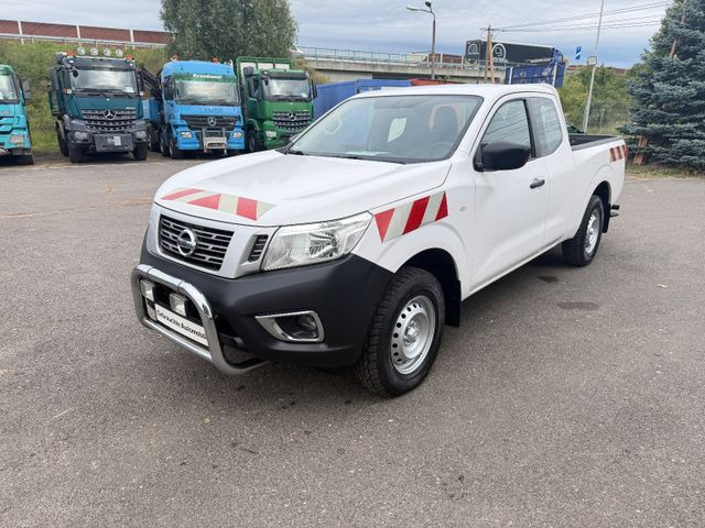 Nissan Navara NP300 Visia King Cab 4x4 - SUV: bild 3 Nissan Navara NP300 Visia King Cab 4x4 - SUV: bild 3
