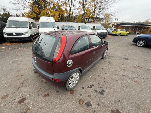 Opel Corsa 1.4 16V Elegance - Sedan: bild 4 Opel Corsa 1.4 16V Elegance - Sedan: bild 4