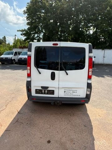 Opel Vivaro Kasten/Kombi Kasten L2H1 2,9t - Små skåpbil: bild 4 Opel Vivaro Kasten/Kombi Kasten L2H1 2,9t - Små skåpbil: bild 4