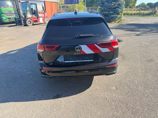 Volkswagen Golf VIII Variant R-Line Wasserschaden - Kombi: bild 4 Volkswagen Golf VIII Variant R-Line Wasserschaden - Kombi: bild 4