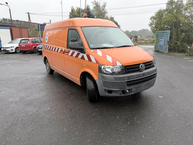 Volkswagen T5 Transporter Mittelhochdac - Små skåpbil: bild 1 Volkswagen T5 Transporter Mittelhochdac - Små skåpbil: bild 1