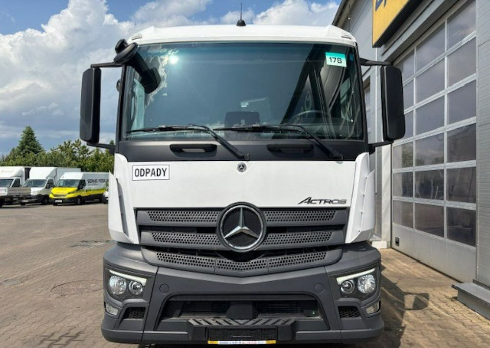 Mercedes-Benz Actros - Sopbil: bild 2 Mercedes-Benz Actros - Sopbil: bild 2