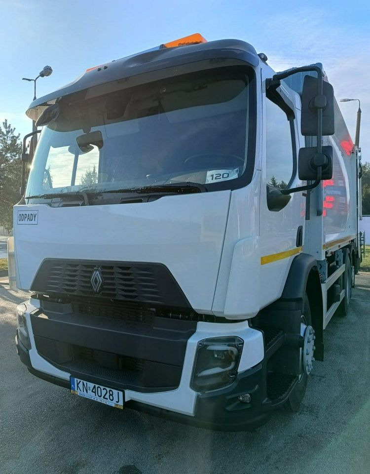 Renault D Wide 26 - Sopbil: bild 2 Renault D Wide 26 - Sopbil: bild 2