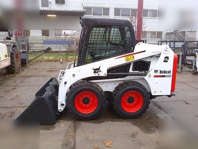 BOBCAT S450 - Kompaktlastare/ Slirstyrda lastare: bild 1 BOBCAT S450 - Kompaktlastare/ Slirstyrda lastare: bild 1