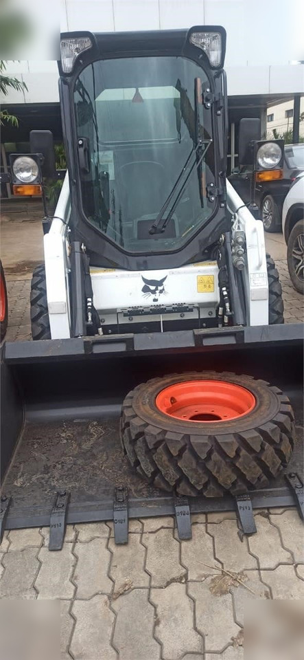 BOBCAT S450 - Kompaktlastare/ Slirstyrda lastare: bild 4 BOBCAT S450 - Kompaktlastare/ Slirstyrda lastare: bild 4