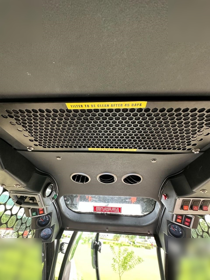 Ny Kompaktlastare/ Slirstyrda lastare DELCO SSL175: bild 18