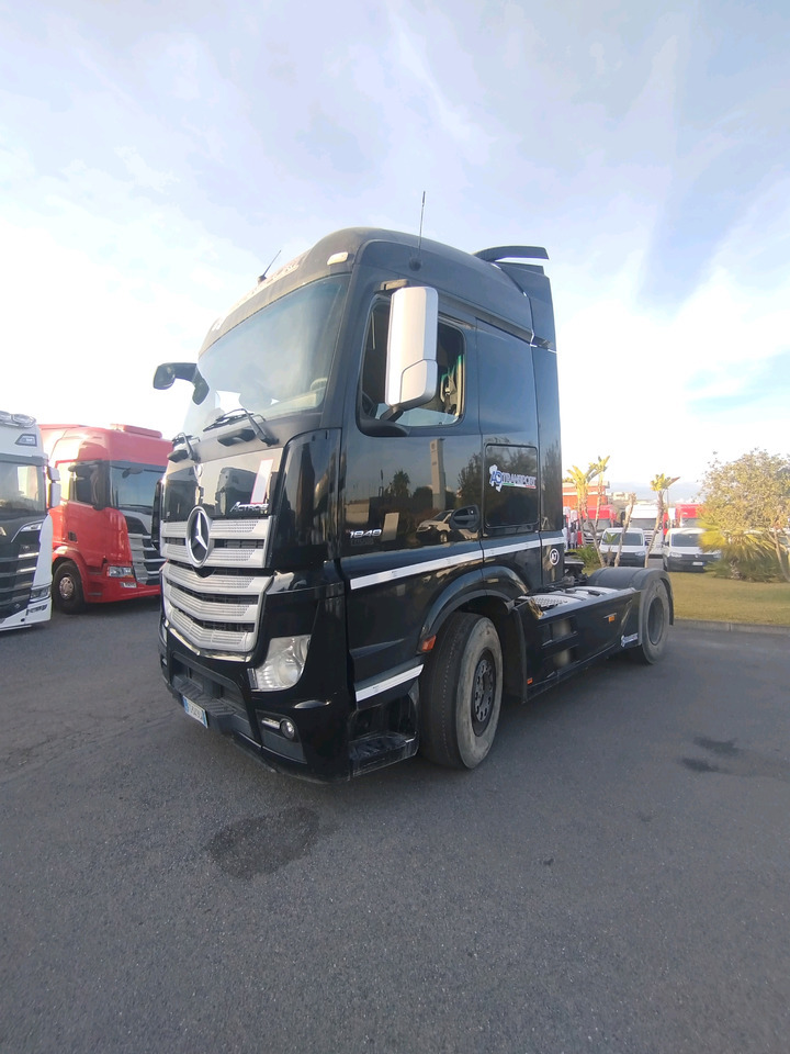 Mercedes Actros 1848 - Dragbil: bild 2 Mercedes Actros 1848 - Dragbil: bild 2