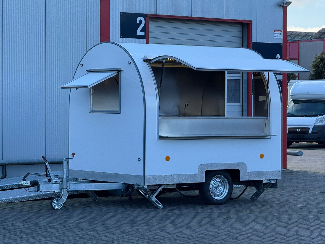 Esselmann EasyGo 280 ähn Buddystar oder Multiwagon - Försäljningsvagn: bild 1 Esselmann EasyGo 280 ähn Buddystar oder Multiwagon - Försäljningsvagn: bild 1